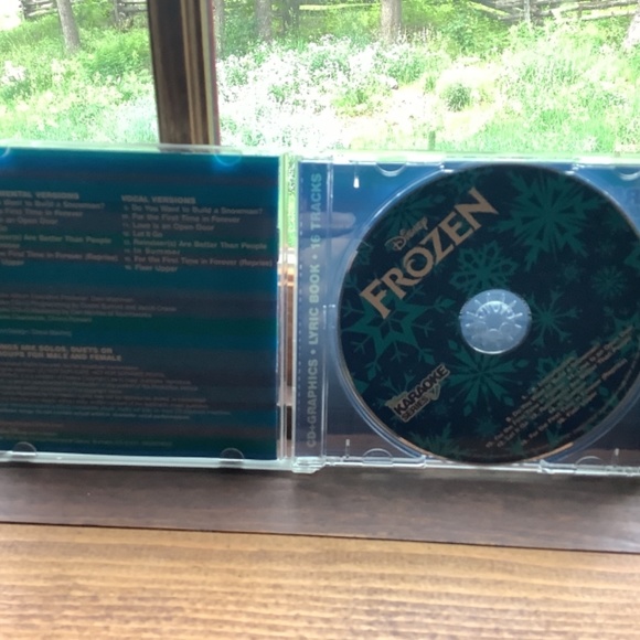 Karaoke Disney Frozen CD Let it Go! BUNDLE ONLY! - Picture 2 of 5